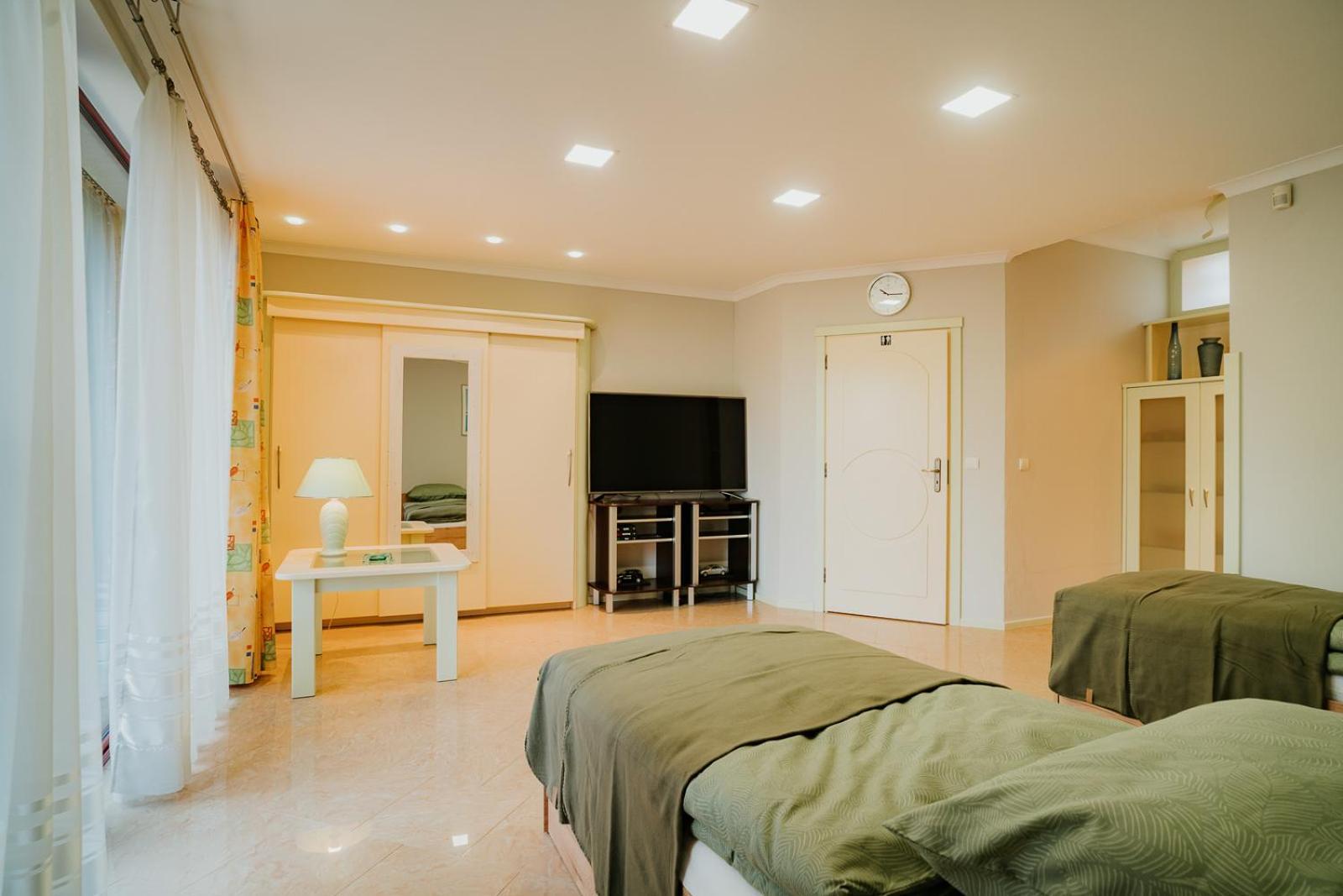 Apartamenty Pod Dzwonkiem Wadowice Ngoại thất bức ảnh